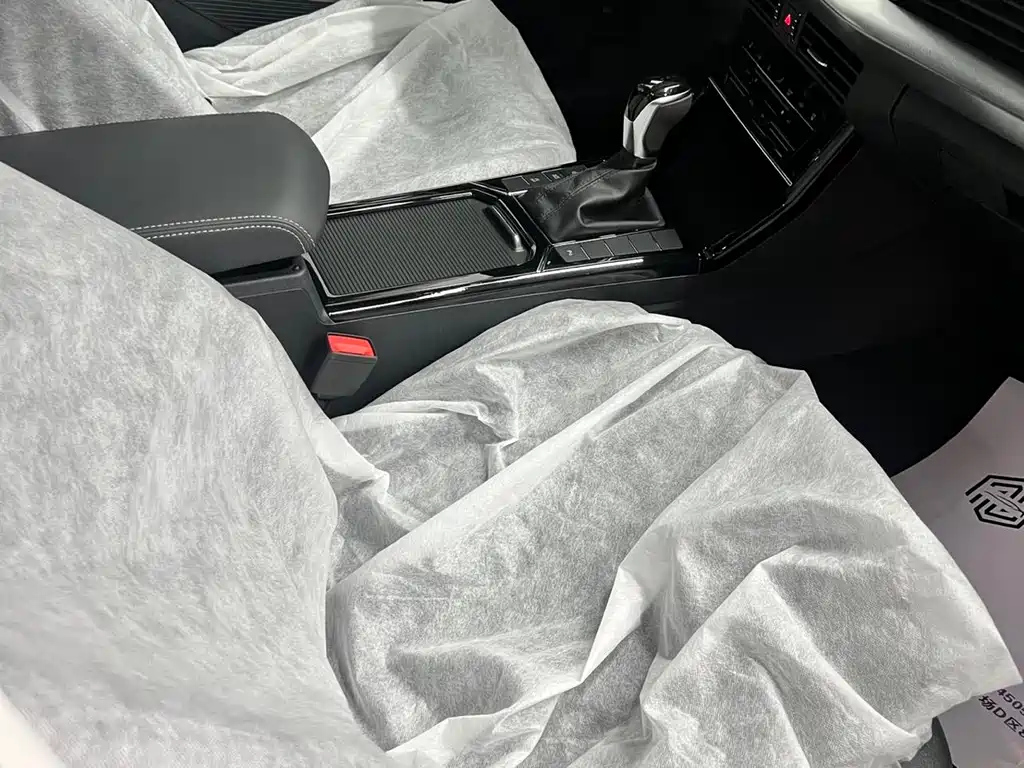 VOLKSWAGEN PASSAT 2025