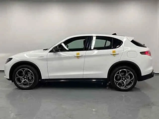 Заказать ALFAROMEO STELVIO STELVIO