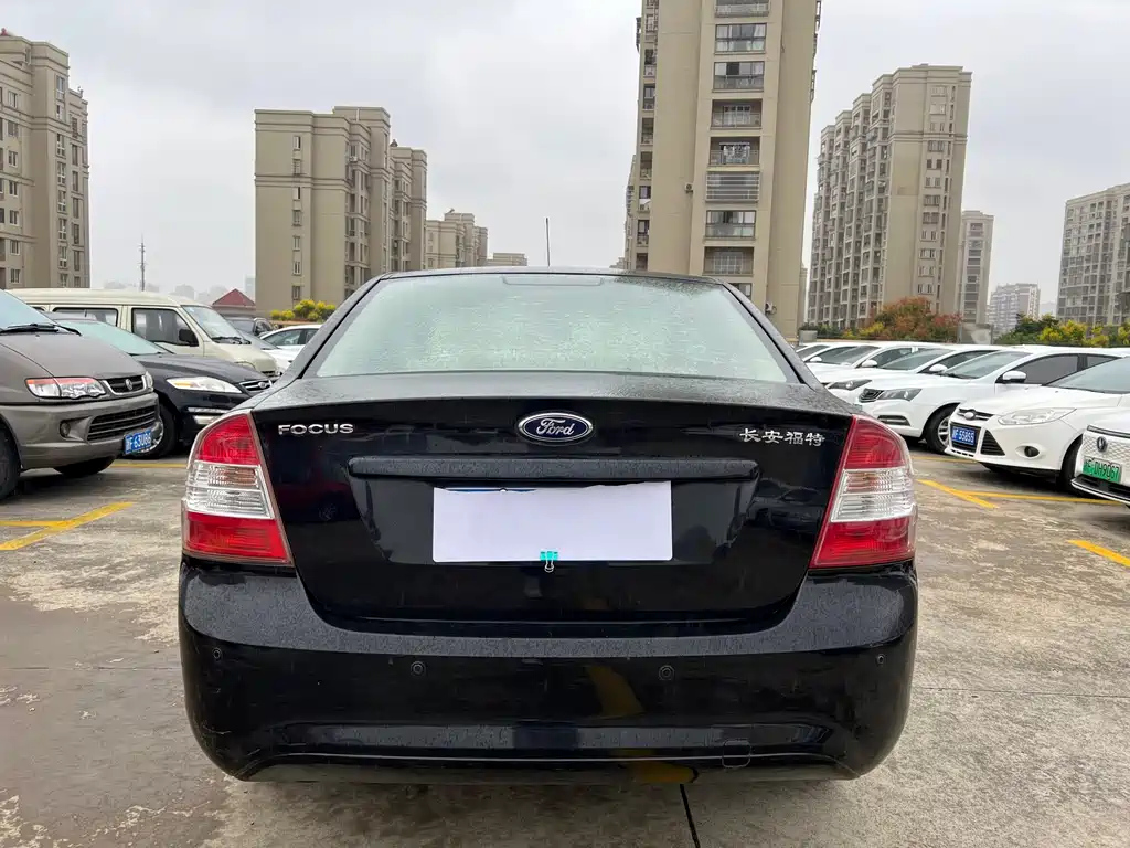 FORD FOCUS 2012