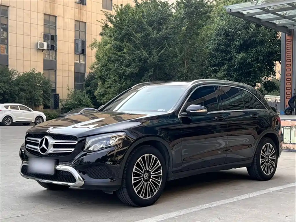 MERCEDES BENZ GLC