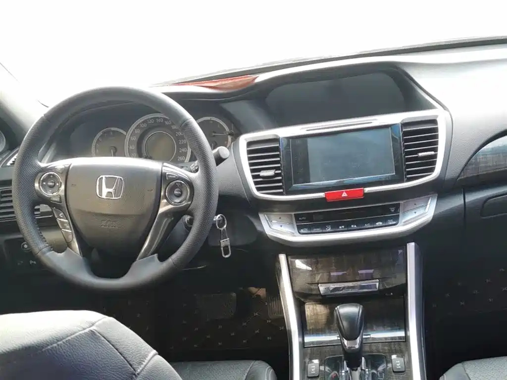HONDA ACCORD 2015