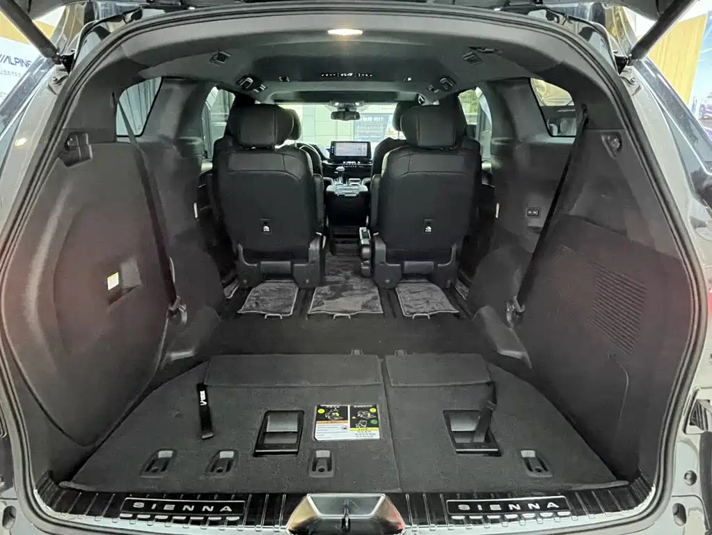 TOYOTA SIENNA SIENNA 2023
