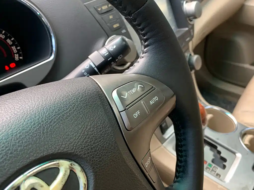 TOYOTA HIGHLANDER 2009