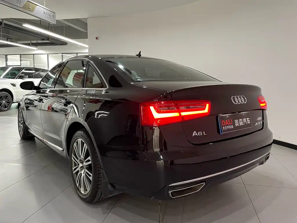 AUDI A6L 2015
