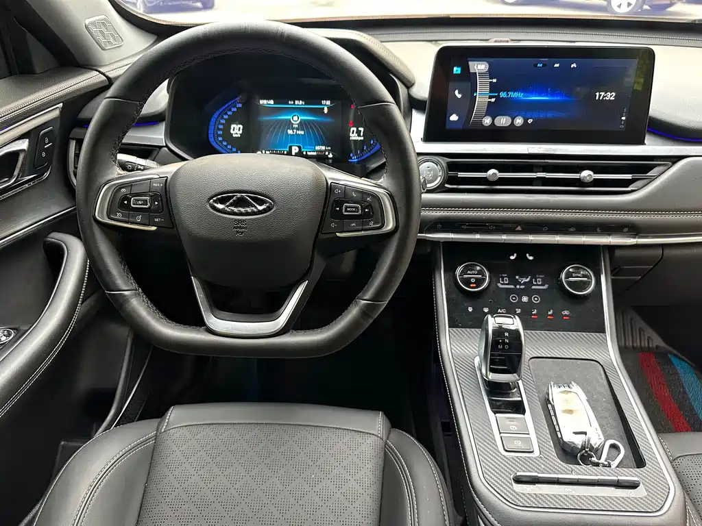 CHERY TIGGO 8 2021