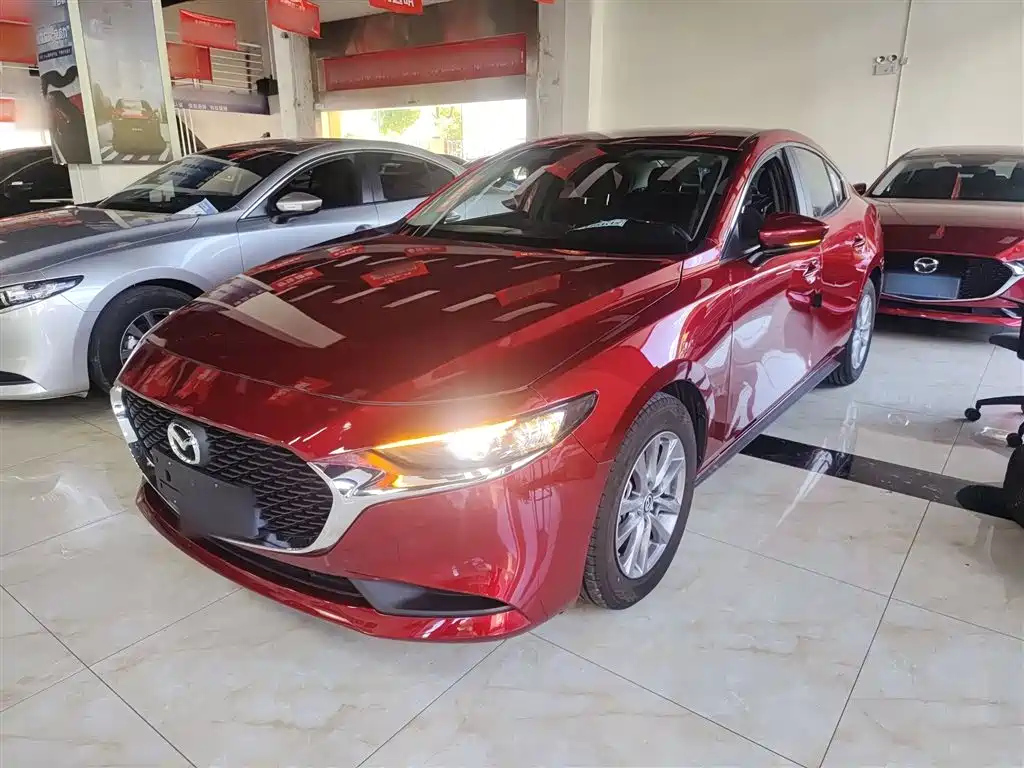 MAZDA 3 AXELA 2022