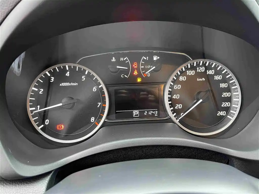 NISSAN SYLPHY 2024