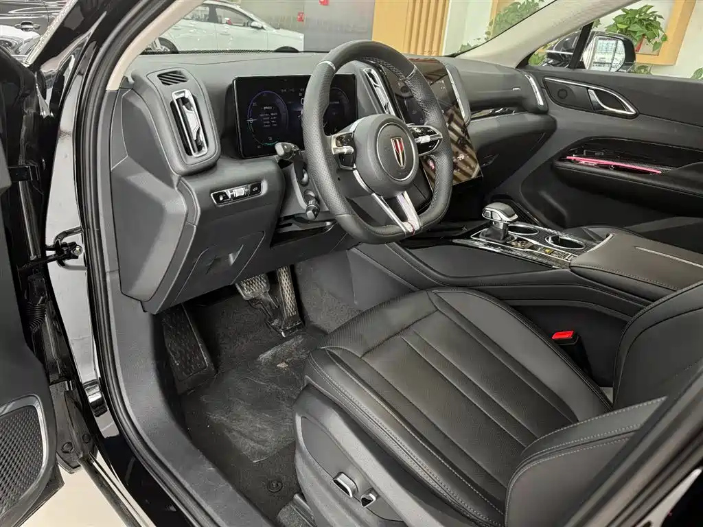 HONGQI HS3 PHEV 2024