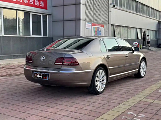 VOLKSWAGEN PHAETON 2011