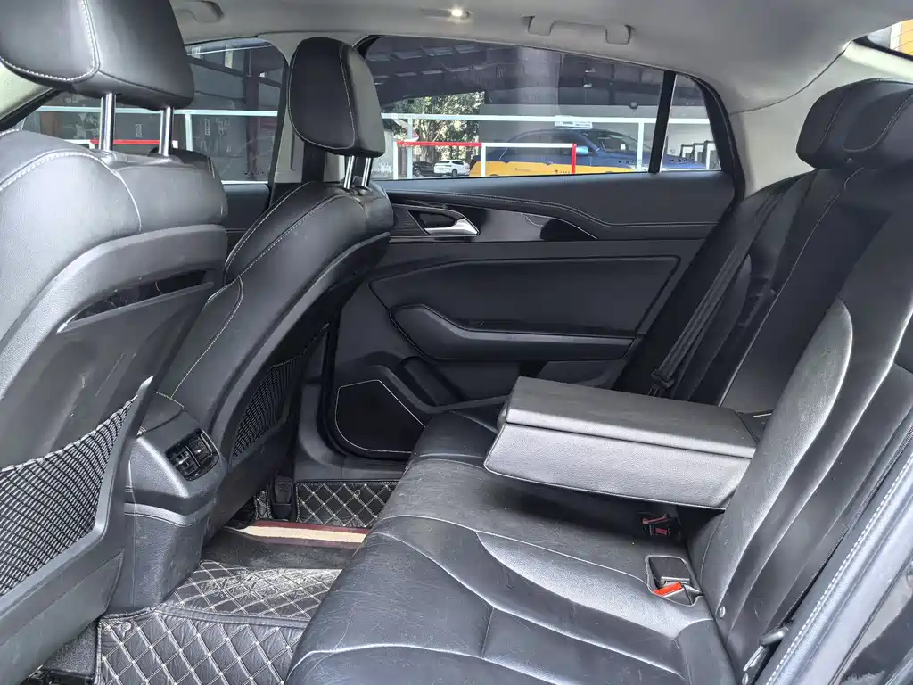 HONGQI H5 2018