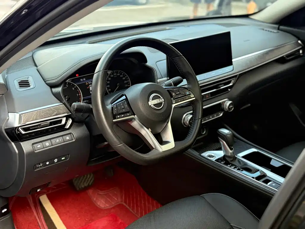 NISSAN TEANA 2022