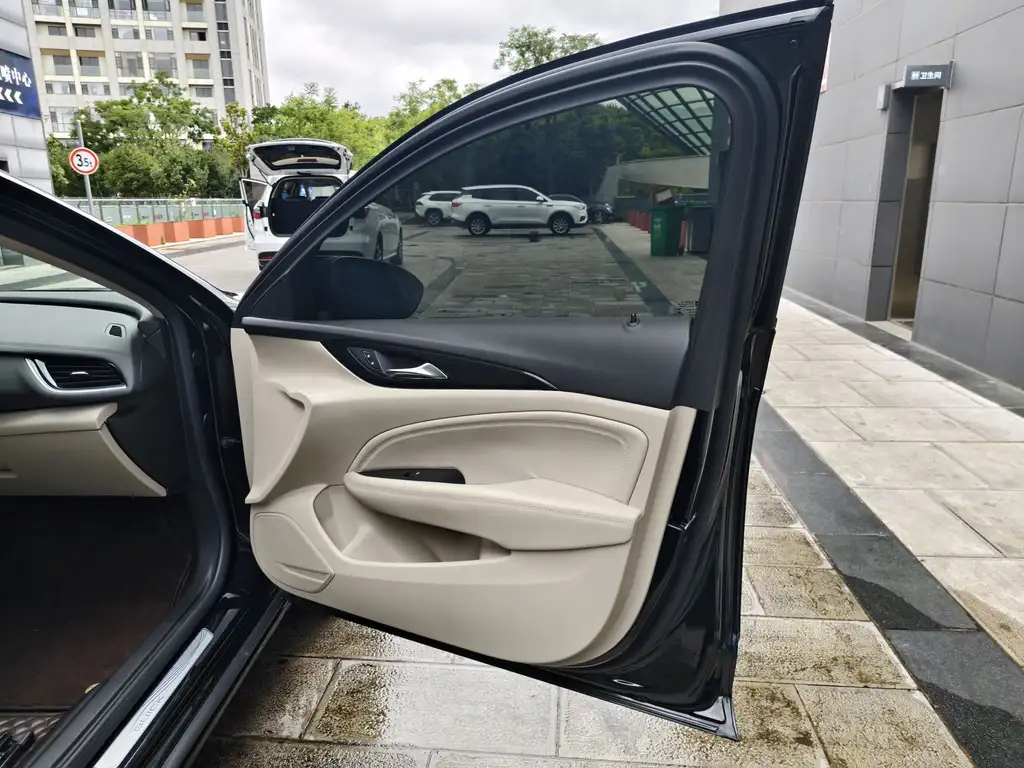 BUICK REGAL 2021
