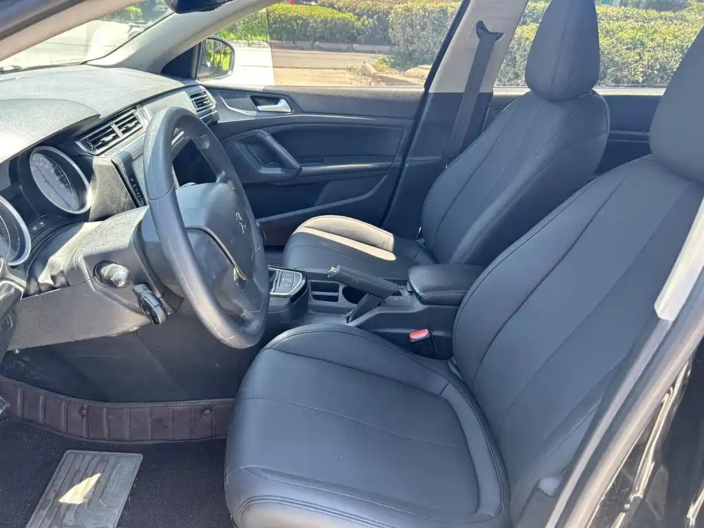PEUGEOT 408 2014