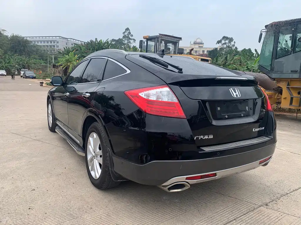 HONDA CROSSTOUR 2014