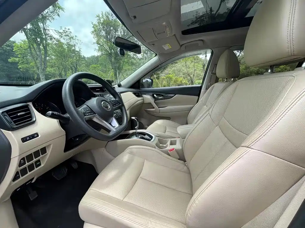 NISSAN X-TRAIL 2017