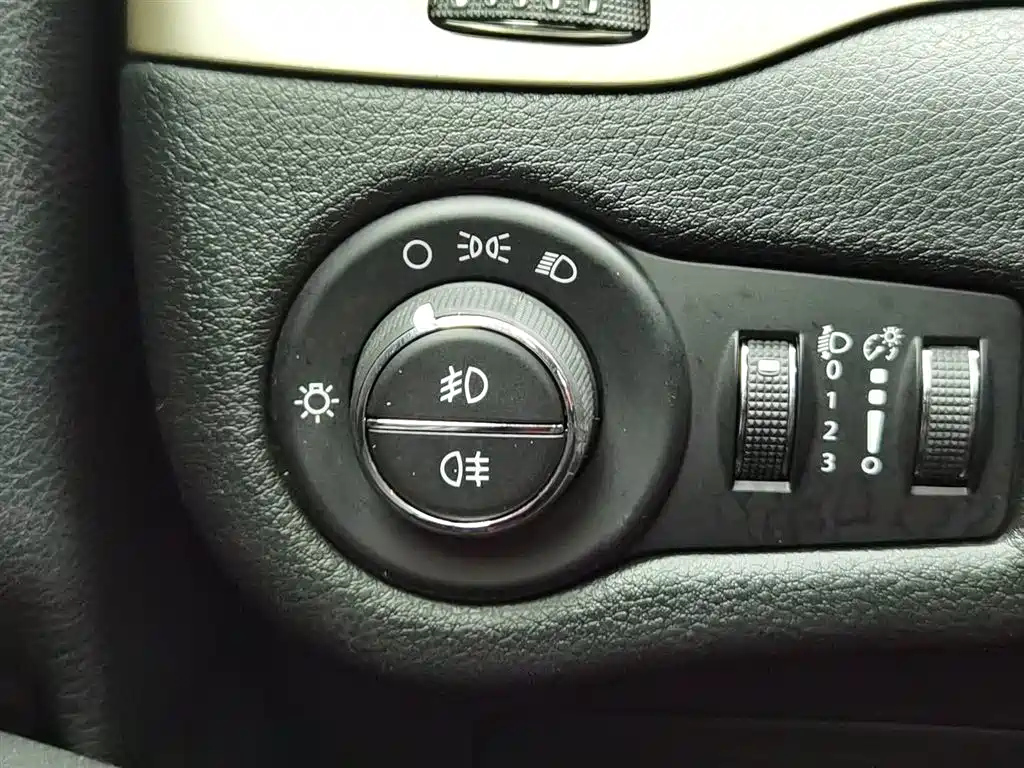 JEEP CHEROKEE 2016