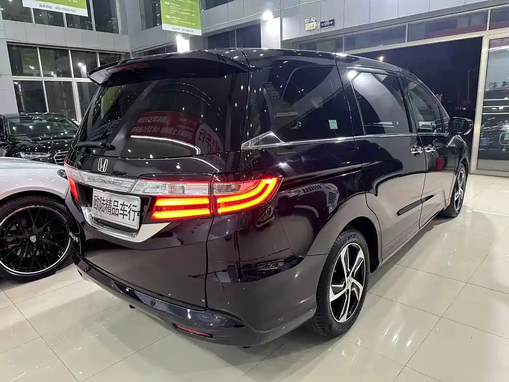 HONDA ODYSSEY 2017