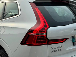 VOLVO XC60 2025 YEAR B5 4WD DELUXE EDITION 2025
