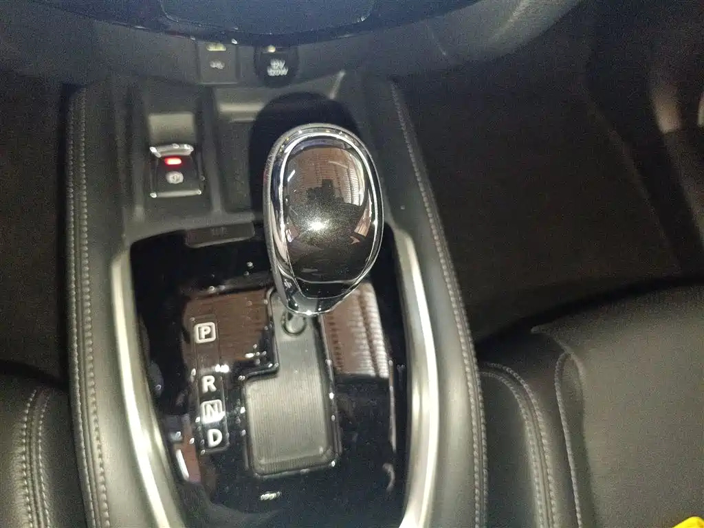 NISSAN X-TRAIL 2021