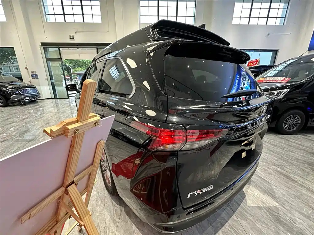 TOYOTA SIENNA SIENNA 2024