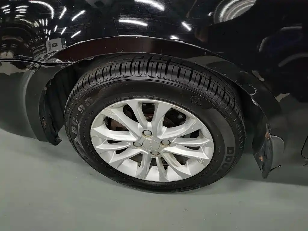 GEELY AUTO VISION 2015