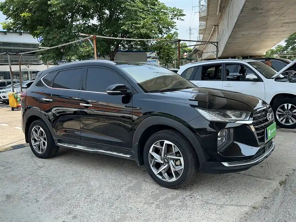 HYUNDAI TUCSON 2020
