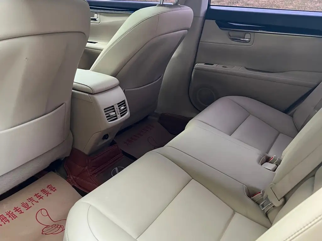 LEXUS ES 2014