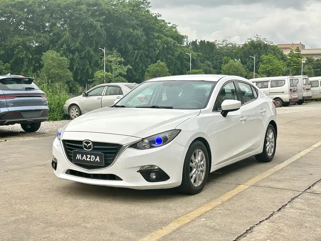 MAZDA 3 AXELA 2016