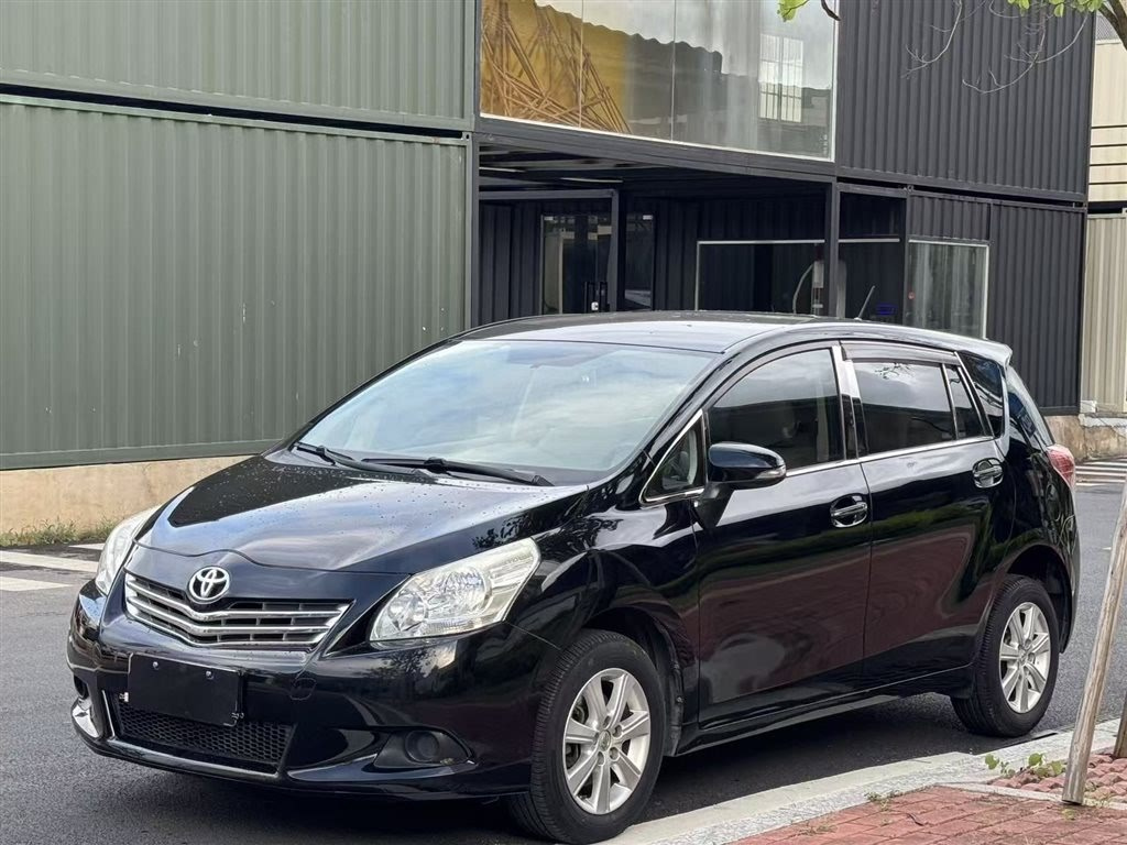 TOYOTA ESCAPE 2014