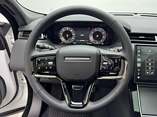 LAND ROVER RANGE ROVER VESSEL  2024 YEAR DYNAMIC SE 2024