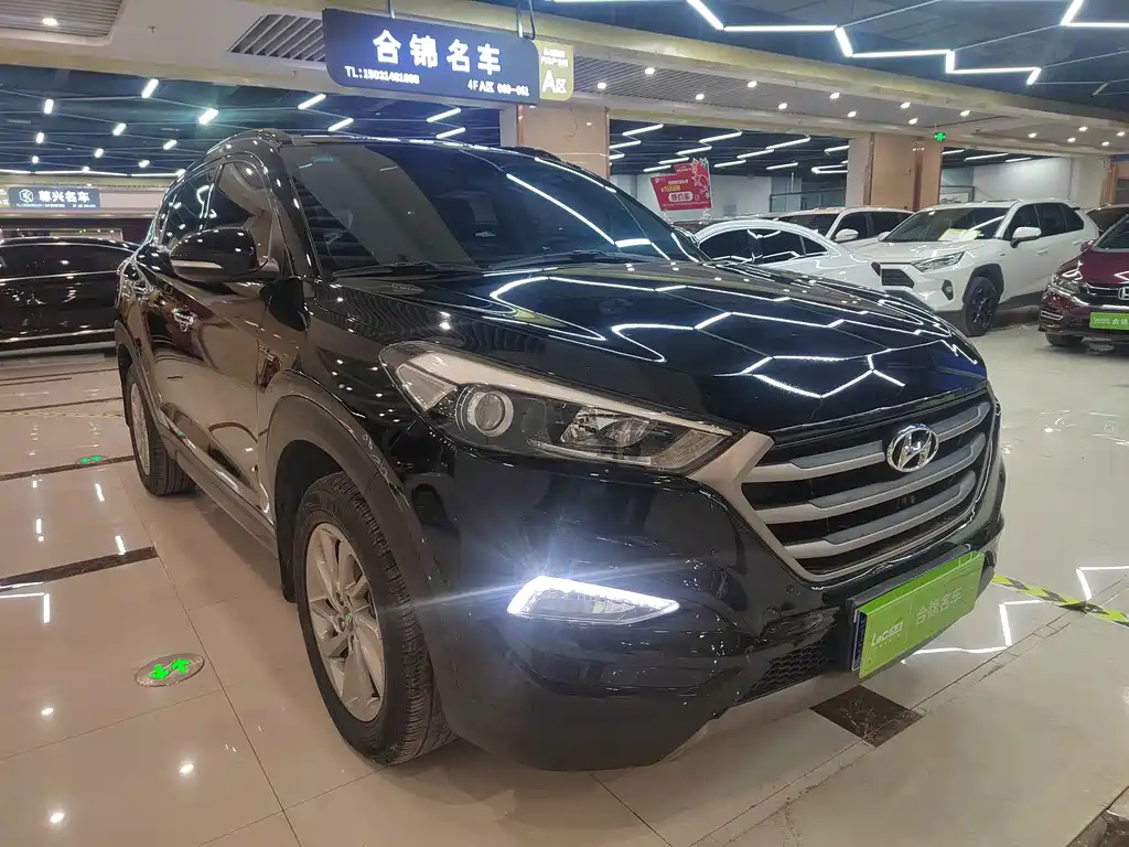 HYUNDAI TUCSON 2016