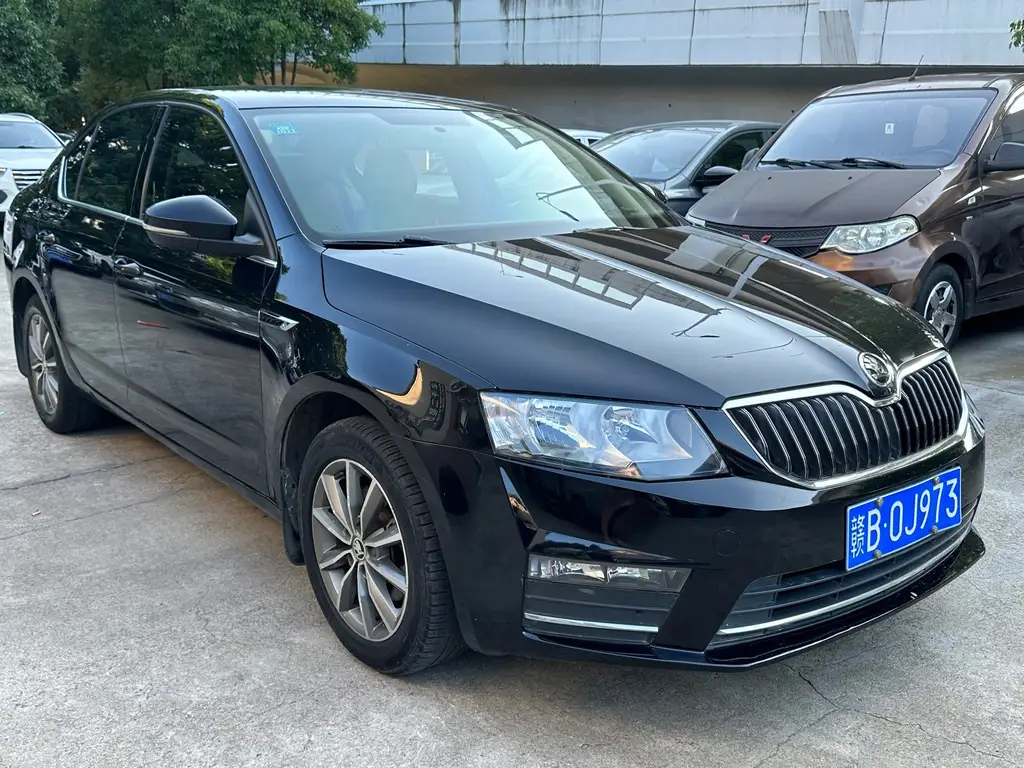 SKODA OCTAVIA 2017