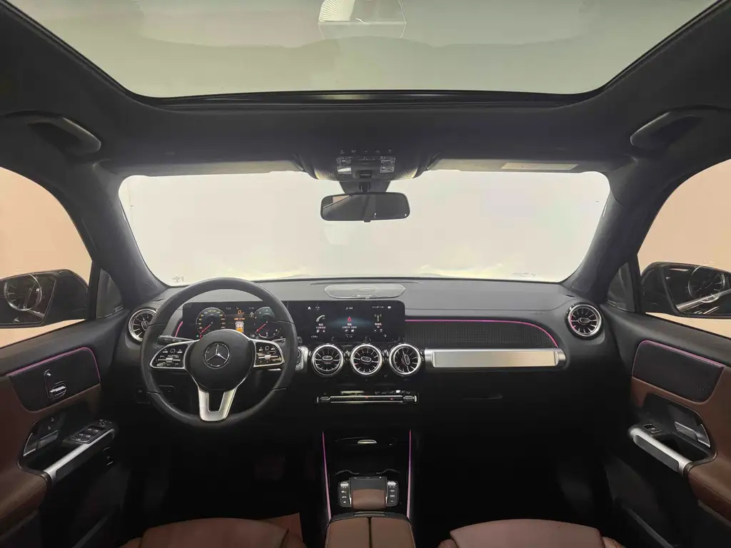 MERCEDES BENZ GLB 2021