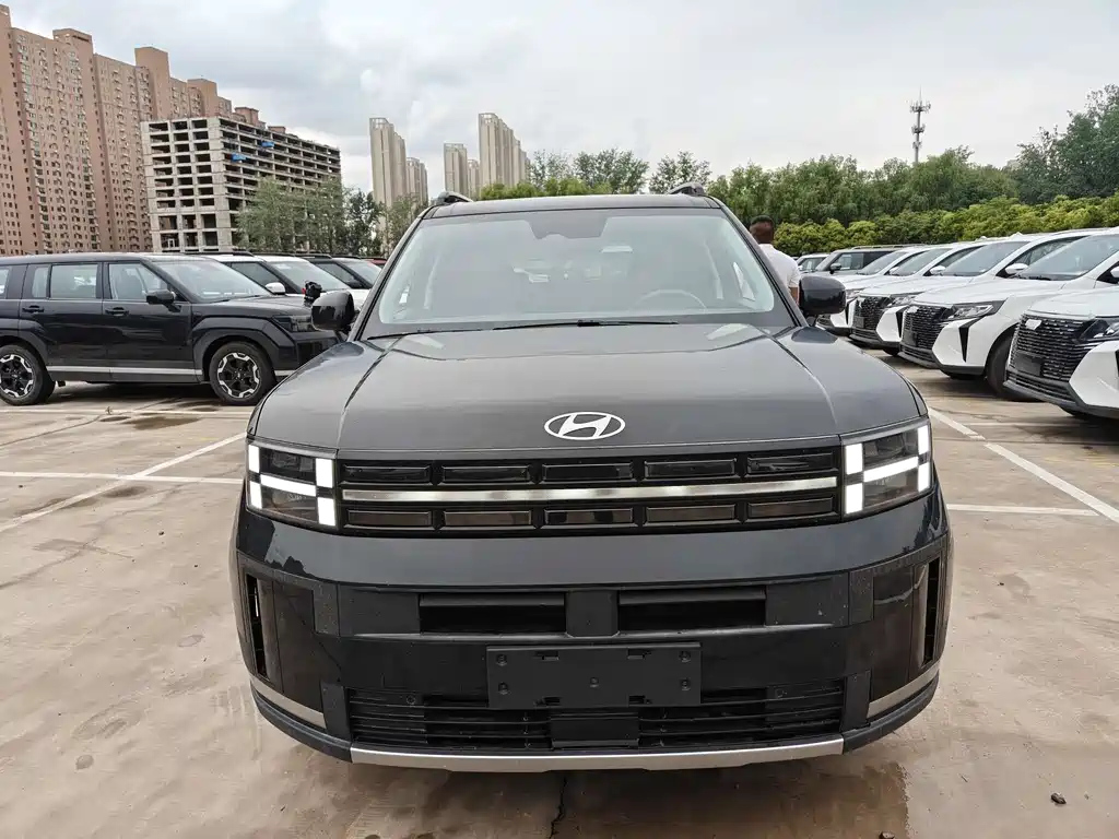 HYUNDAI SANTAFE 2024