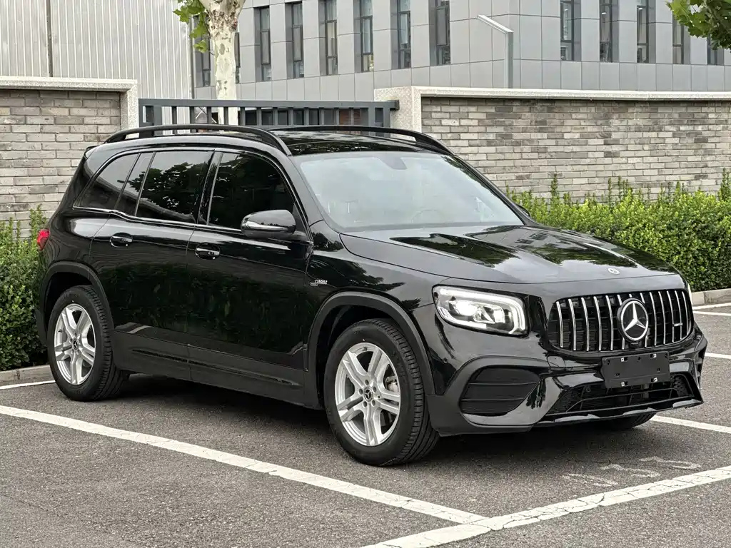 MERCEDES BENZ GLB 2022