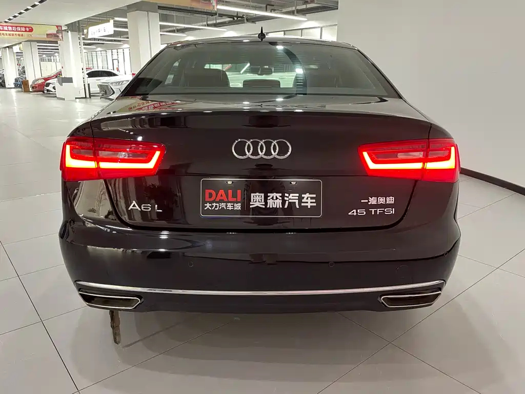 AUDI A6L 2015