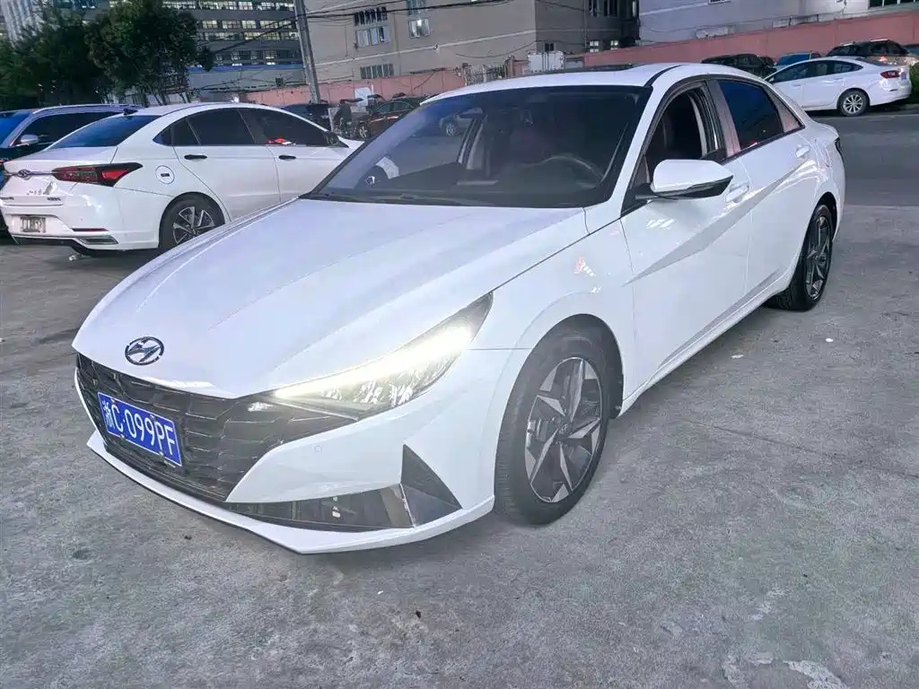 HYUNDAI ELANTRA 2021