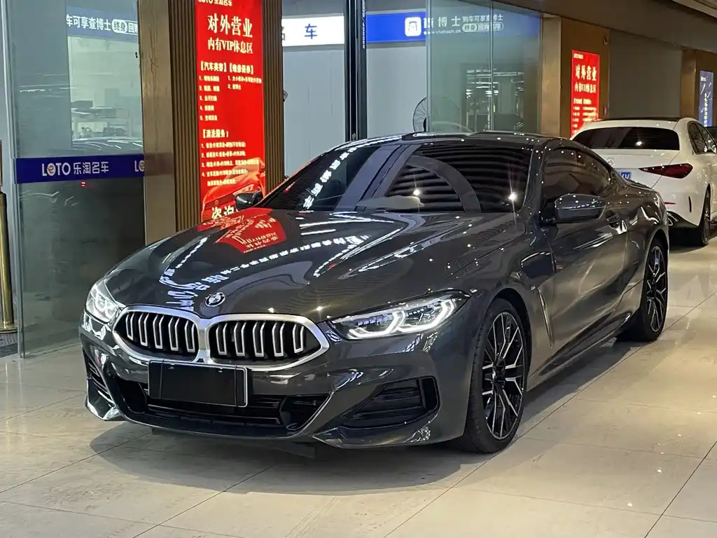 BMW 8-SERIES 2022