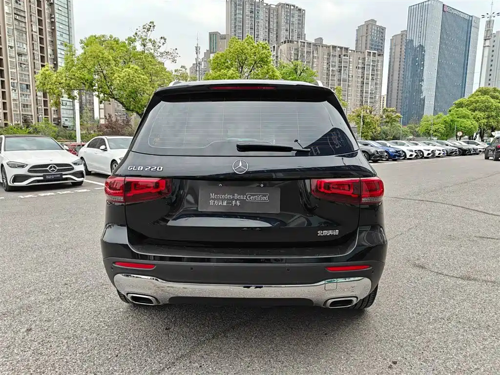 MERCEDES BENZ GLB 2022