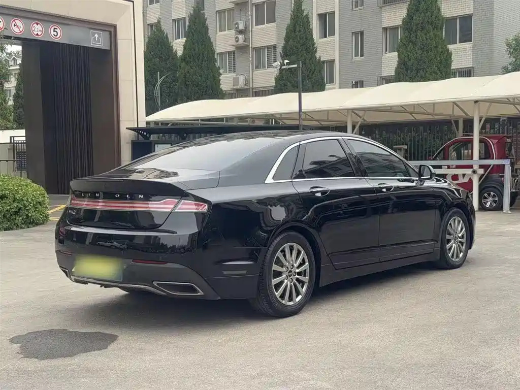 LINCOLN MKZ 2019