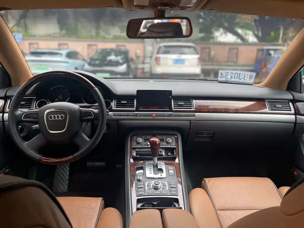 AUDI A8 2009