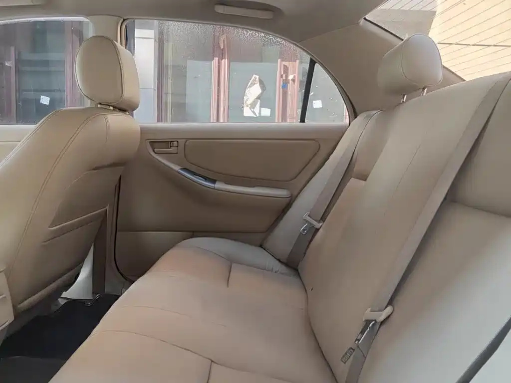 TOYOTA COROLLA 2013