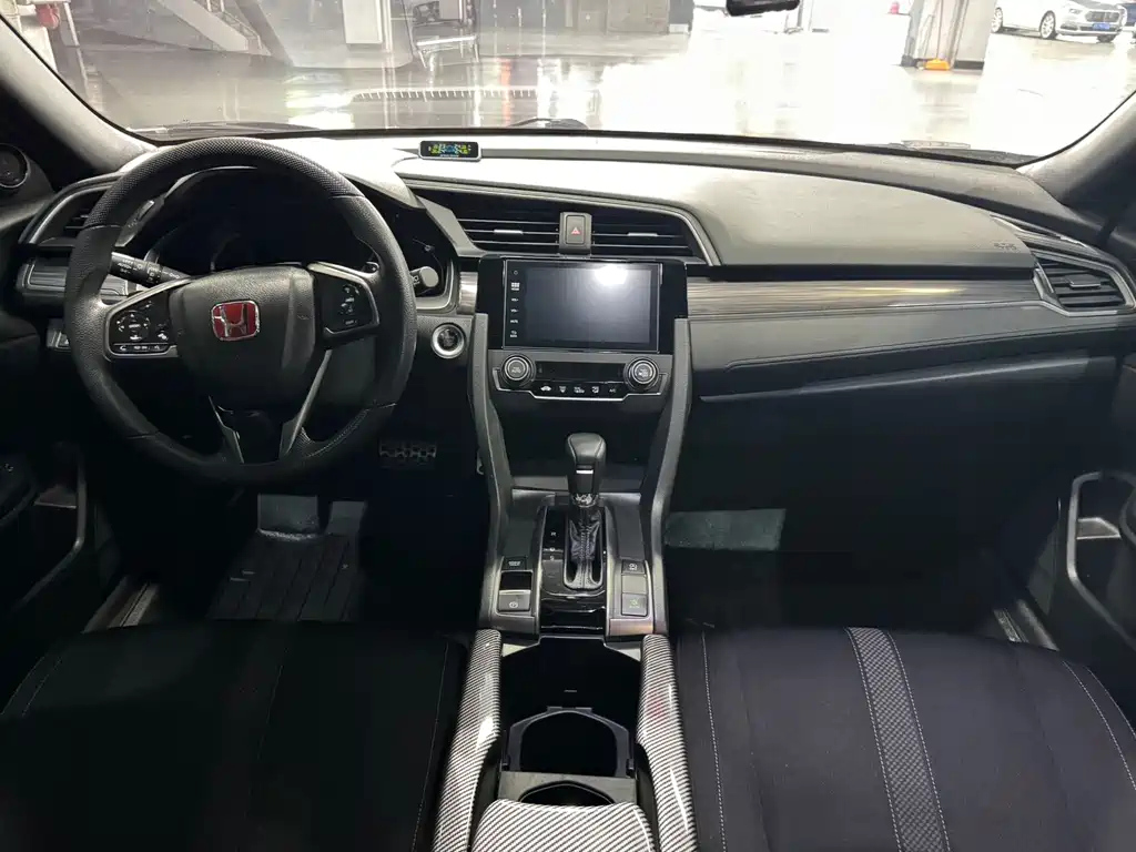 HONDA CIVIC 2021