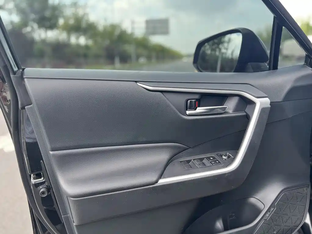 TOYOTA RAV4 RONGFANG 2021