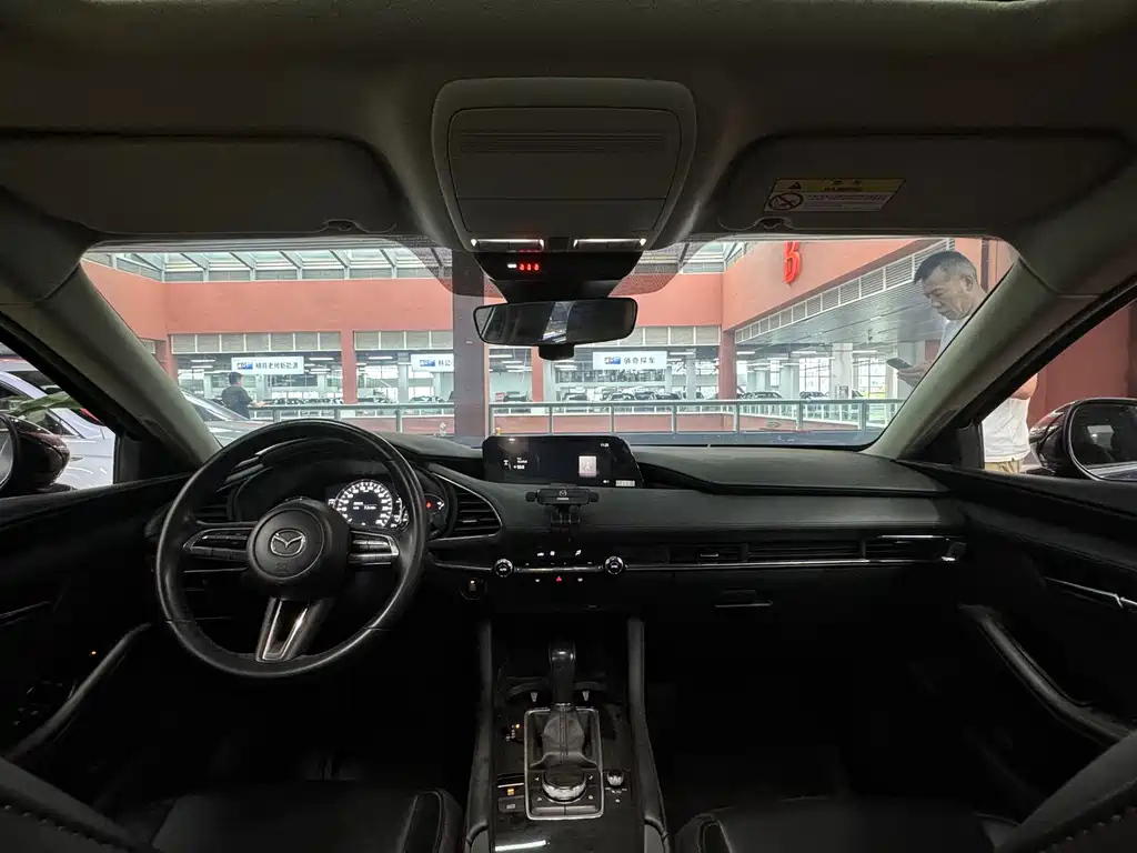 MAZDA 3 AXELA 2021