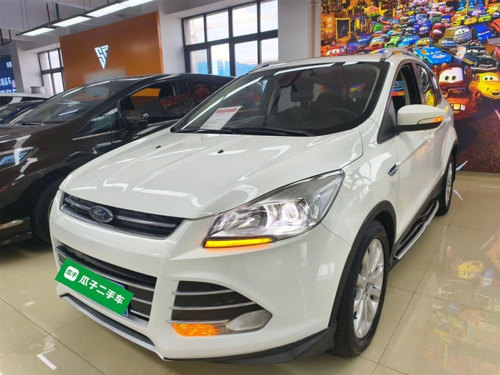FORD ESCAPE 2015