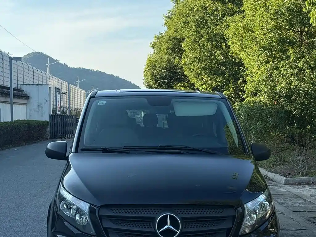 MERCEDES BENZ VITO 2016