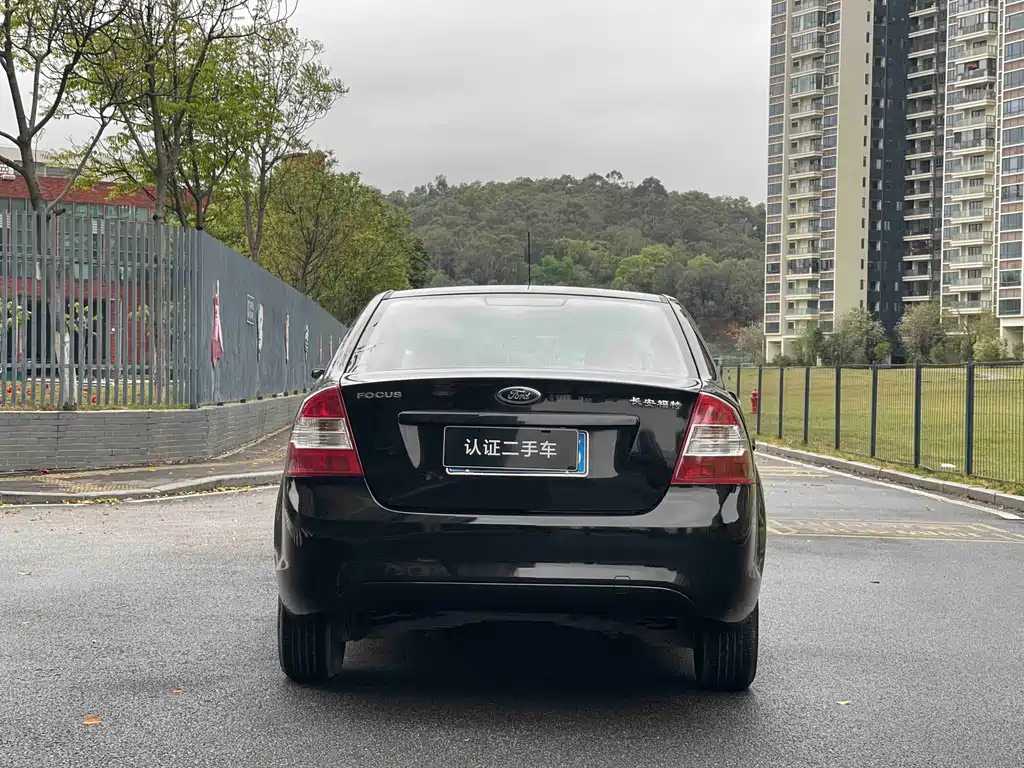 FORD FOCUS 2013