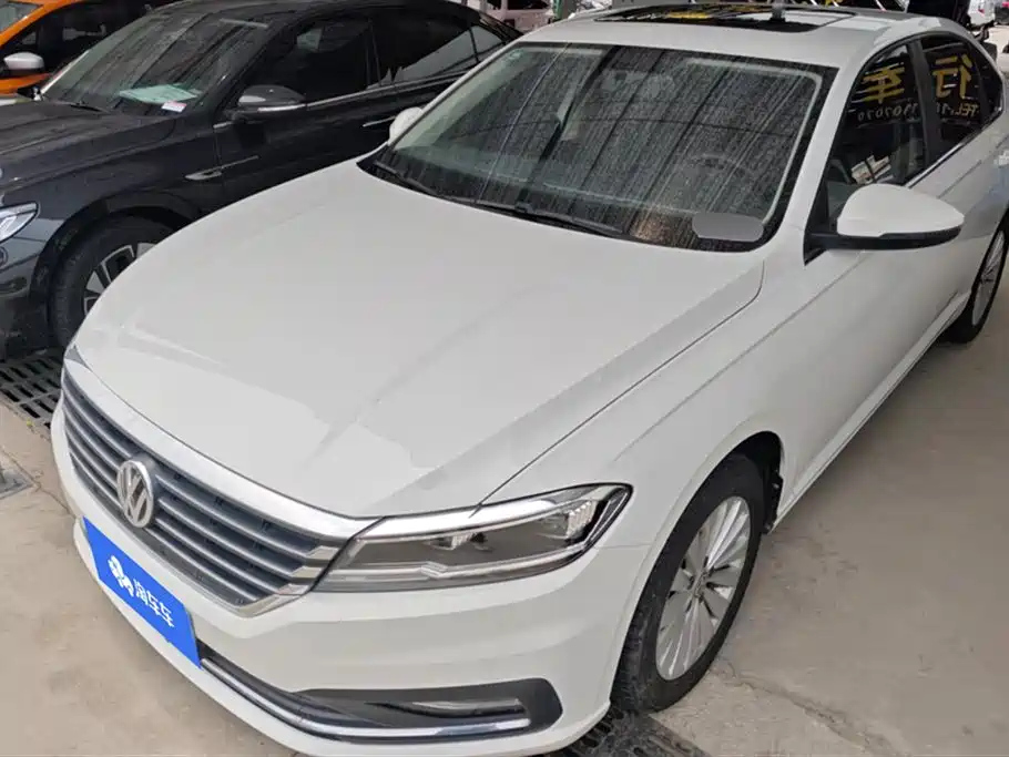 VOLKSWAGEN LAVIDA 2019