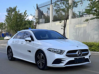 MERCEDES BENZ A-CLASS  2020